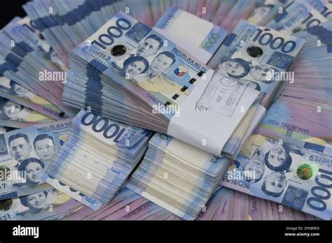 is 4000 pesos a lot in philippines